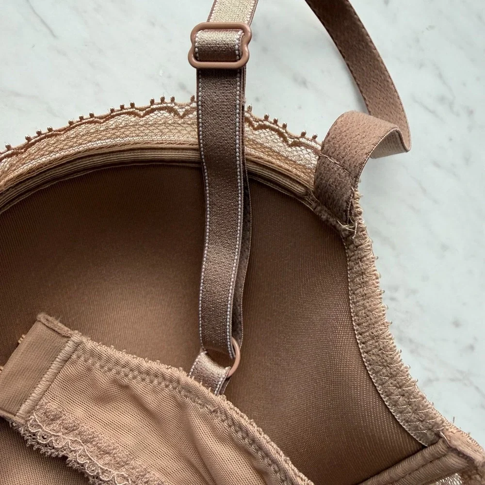 CHANTELLE Bra 1476 Parisian Demi Underwire‎ Bra Size 30DDD NWT Nude Beige